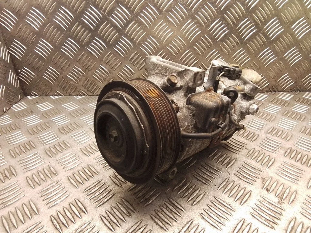 Kliimakompressor (pump) – Nissan Qashqai (2014-2016)