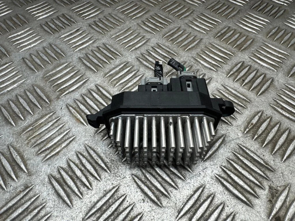 Krāsniņas ventilatora rezistors (reostats) – Nissan Qashqai (2014-2016)