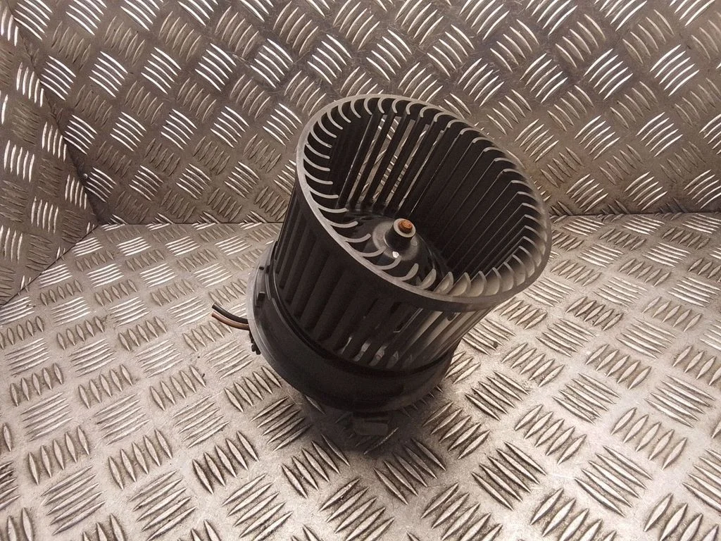 Heater fan/blower – Peugeot 308 (2007-2013)