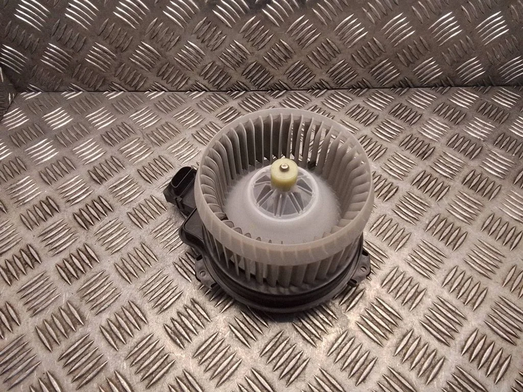 Heater fan/blower AE1490