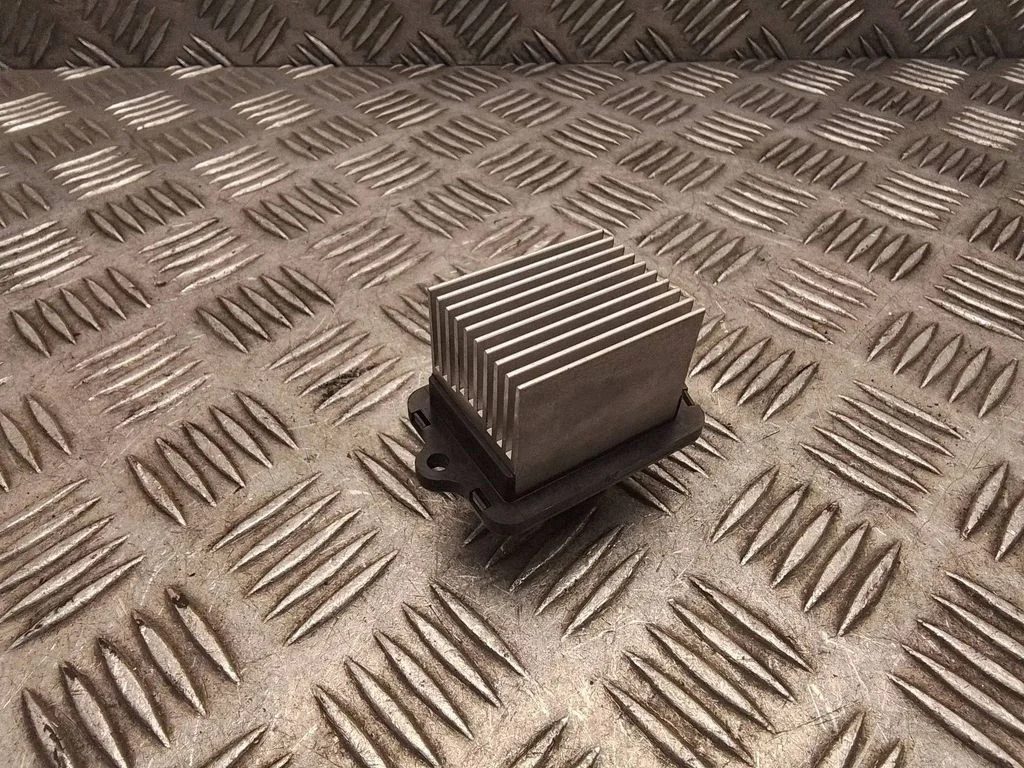 Heater blower motor/fan resistor B9EN