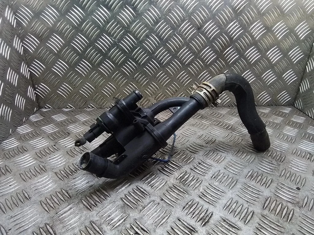 Termostats/termostata korpuss – Volvo V70 (2008-2013)