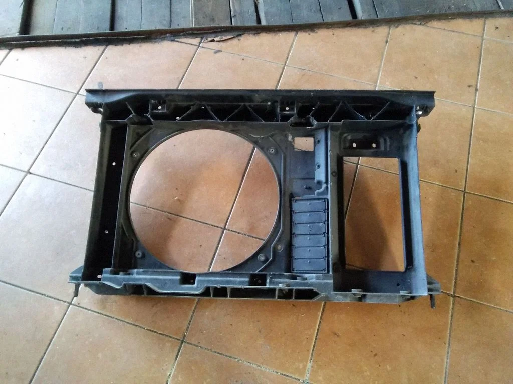 Radiator cooling fan shroud – Peugeot 307 (2001-2005)
