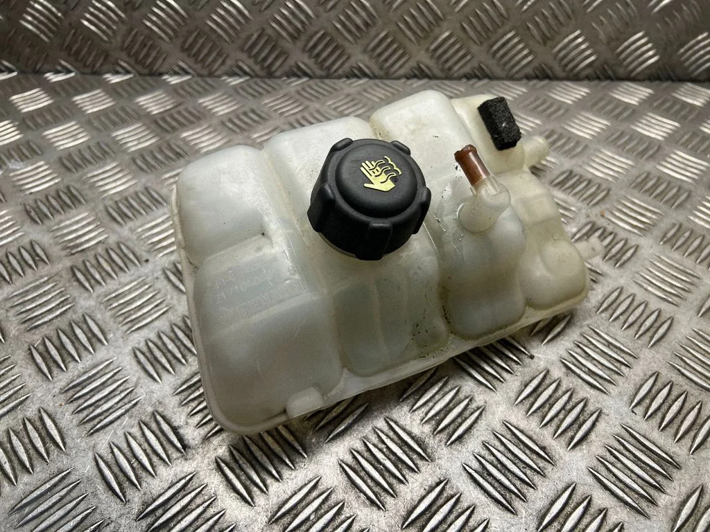 Coolant expansion tank/reservoir – Renault Scenic IV - Grand scenic IV (2016-)
