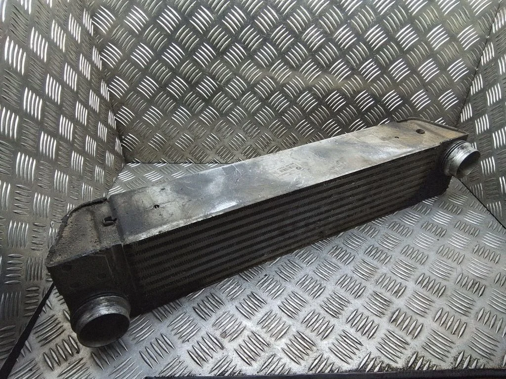 Intercooler radiator 17517790846