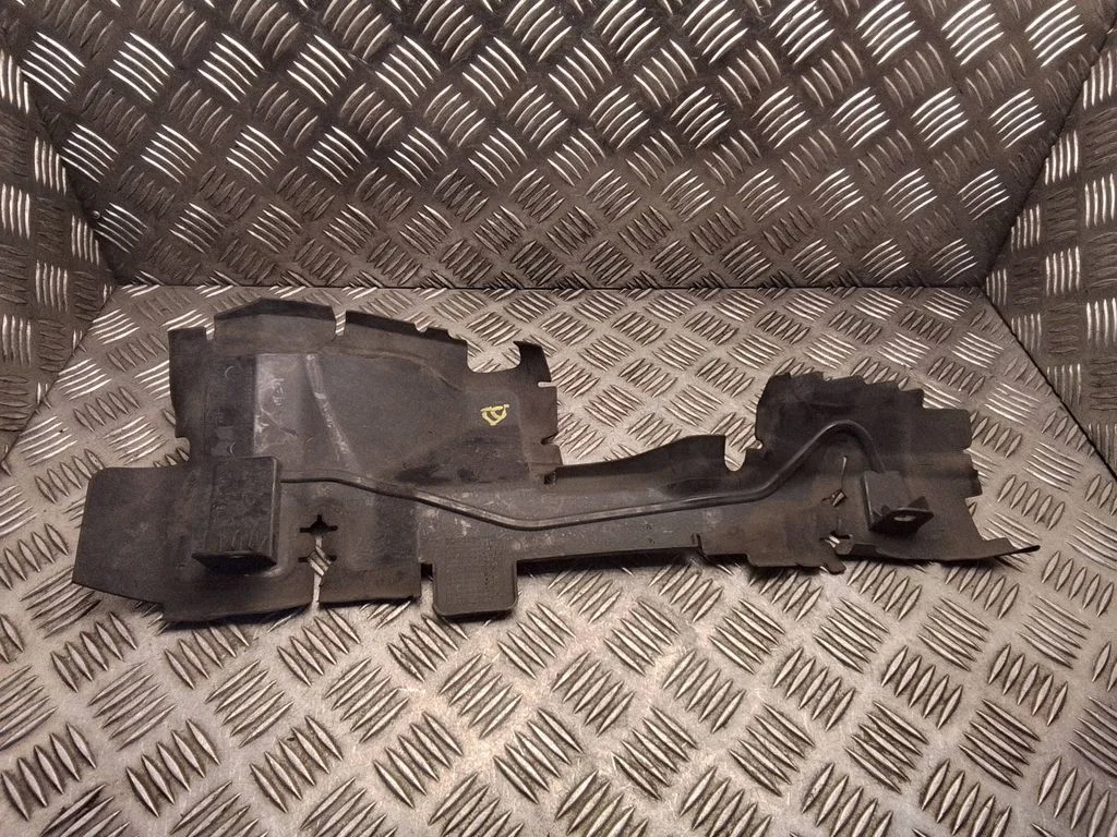 Intercooler air guide/duct channel 9818195980