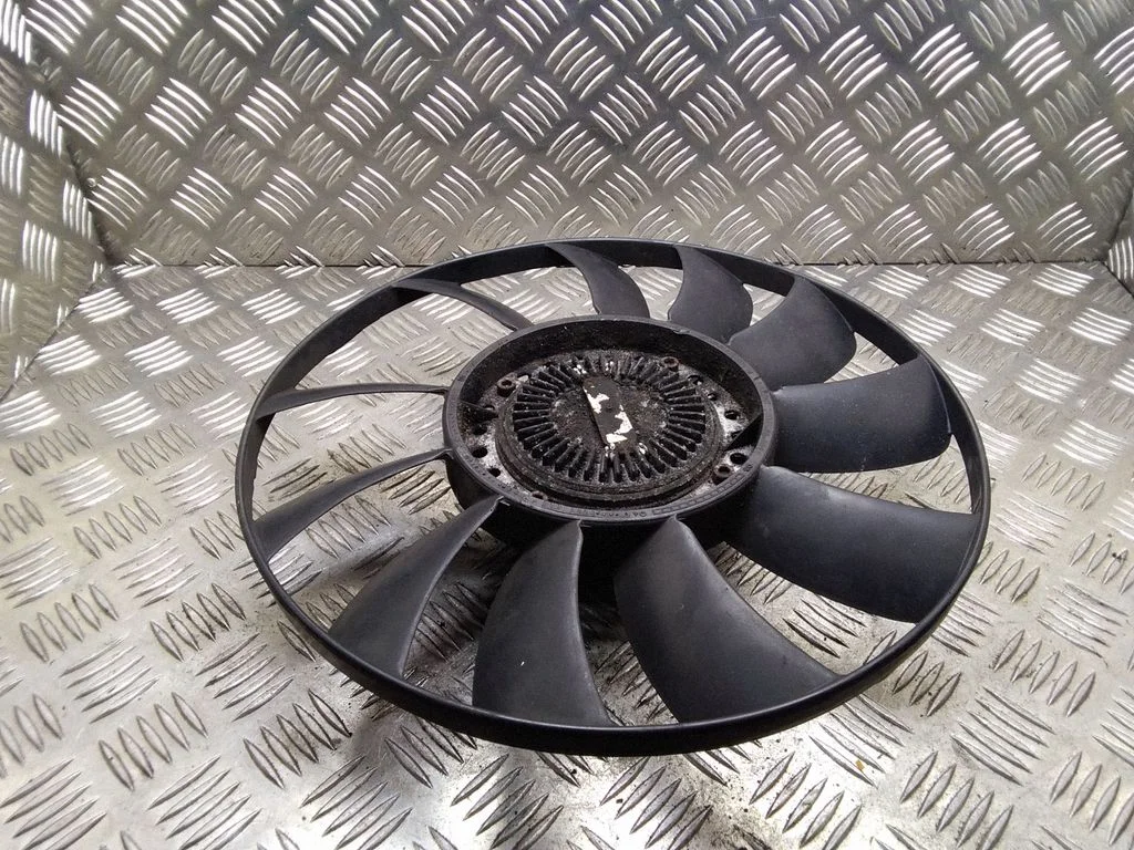 Viscous fan clutch – Audi A4 S4 B7 8E 8H (2005-2008)