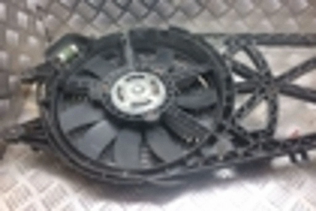 Kliimaseadme ventilaator (kondensaator) – Opel Meriva A (2003-2010)