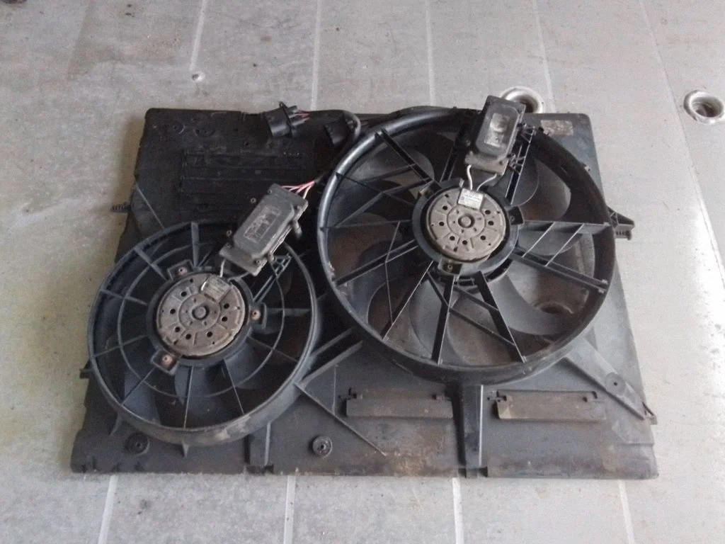 Ventilatoru komplekts 7L0121203F