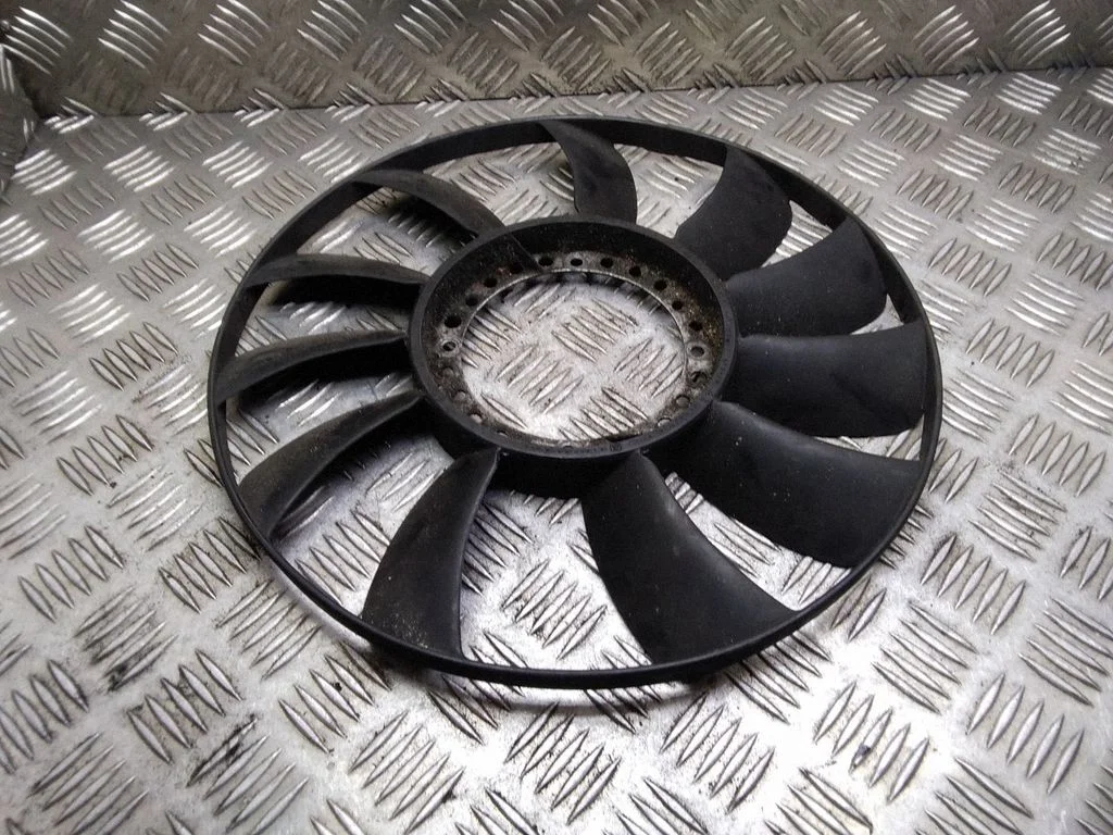 Ventilatora lāpstiņrats – Volkswagen Passat B5.5 (2001-2005)