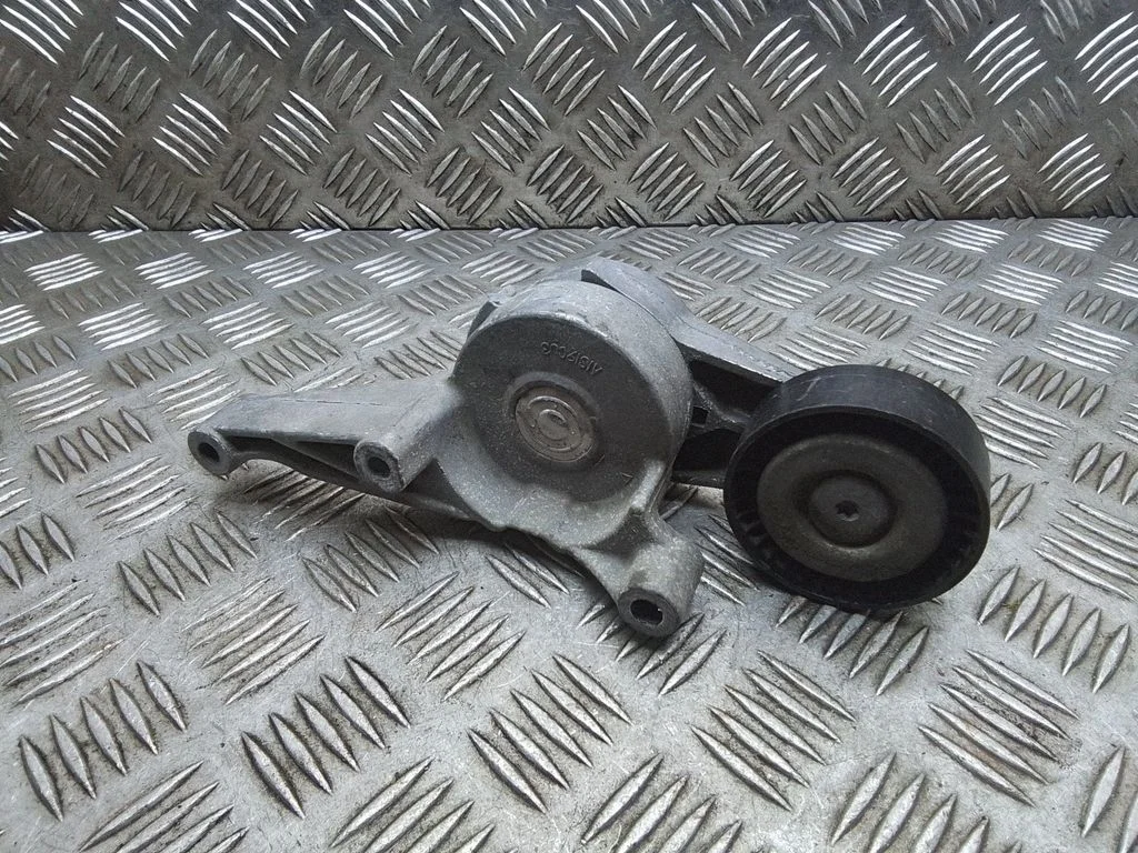 Siksnas spriegotājs – Volkswagen Caddy (2004-2010)