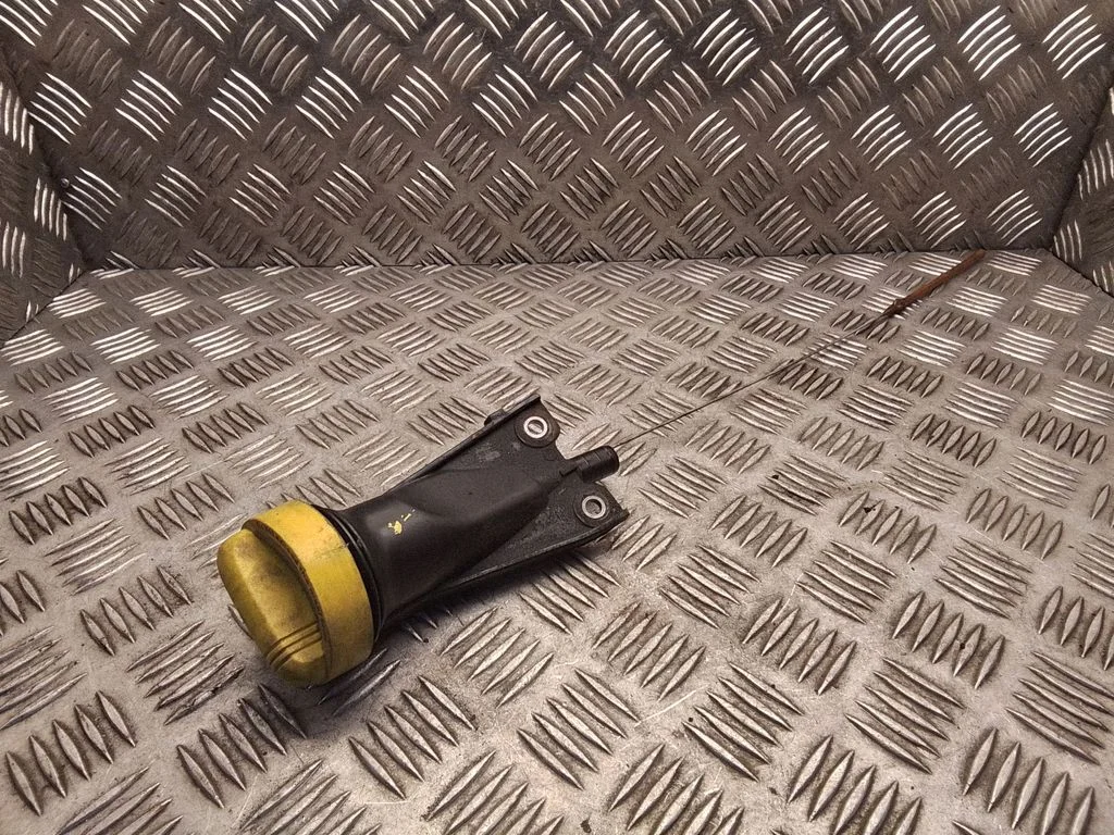 Oil level dip stick – Nissan Qashqai (2010-2014)