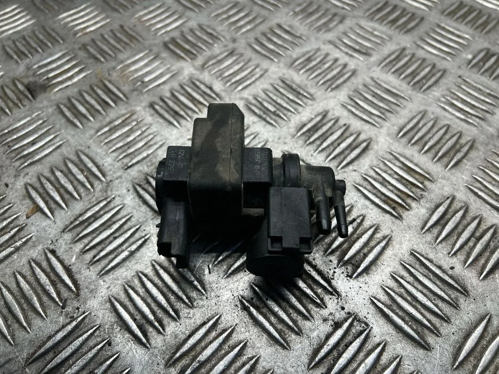 Turbo solenoīda vārsts V759954780