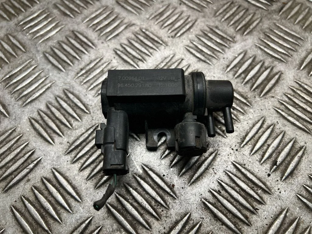 Zawór elektromagnetyczny turbo 9645029180