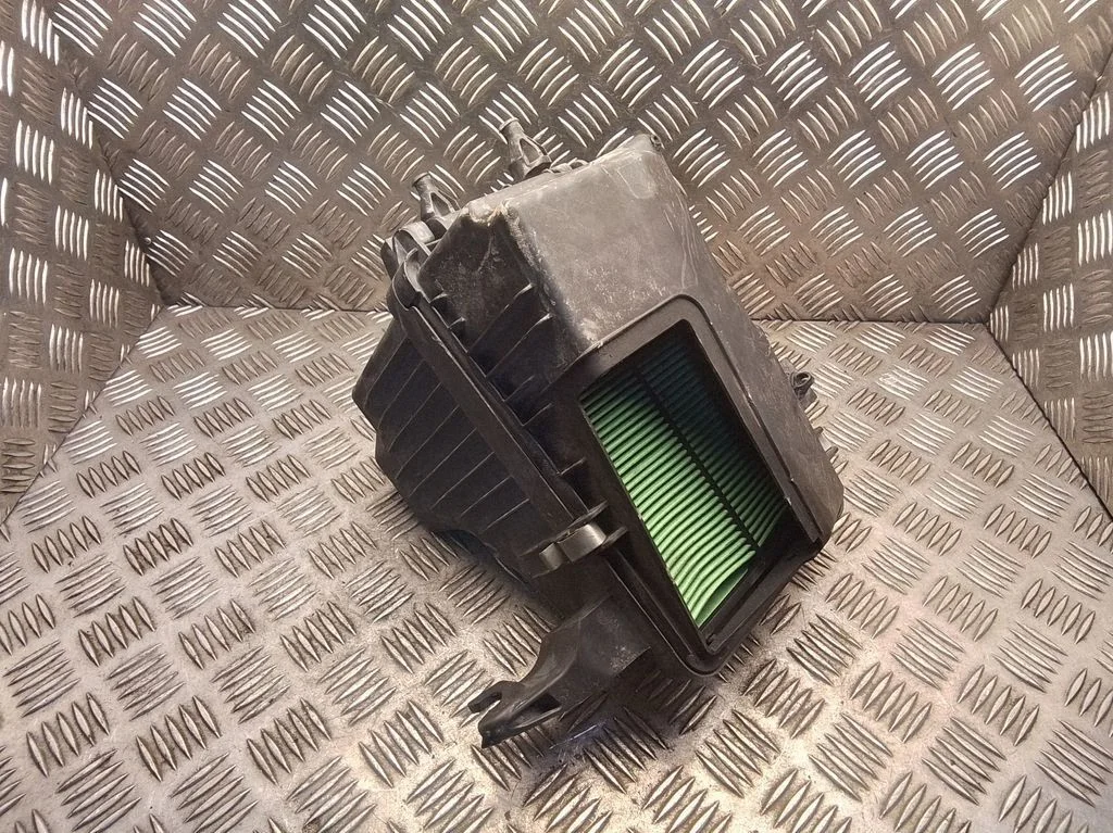Air filter box – Nissan Qashqai (2010-2014)