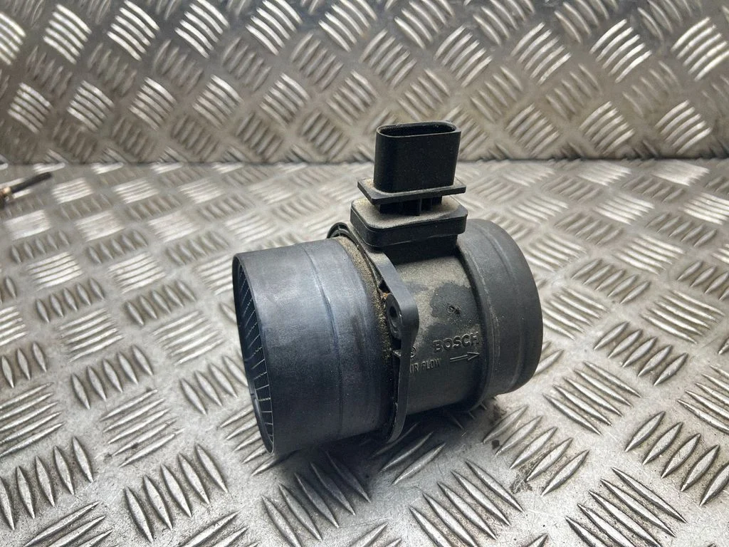 Gaisa masas mērītājs 03G906461C