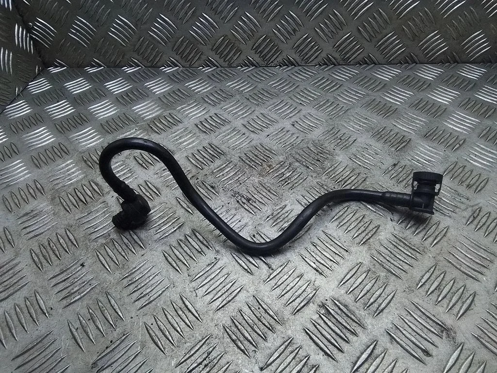 Breather hose/pipe – Renault Laguna II (2001-2007)