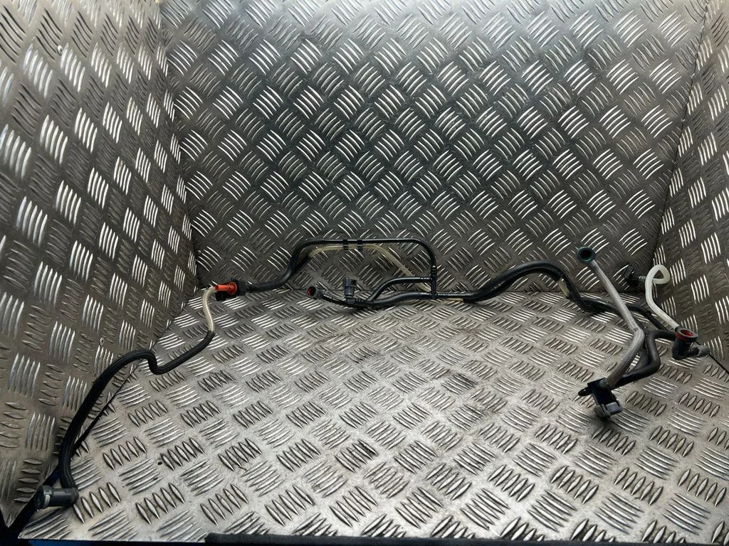 Degvielas caurule (-es) – Opel Vivaro (2001-2014)