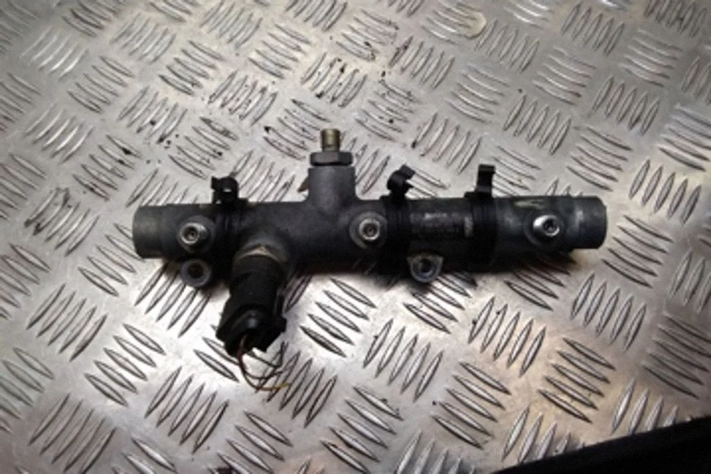 Fuel main line pipe – Audi A6 Allroad C6 (2006-2011)