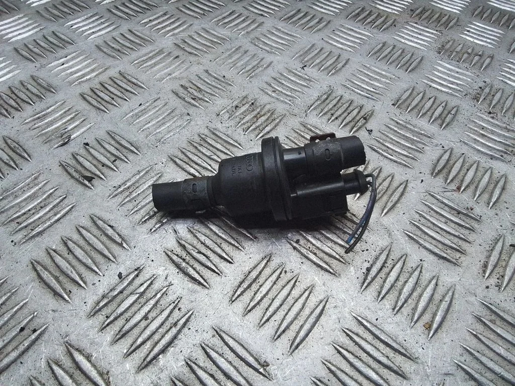 Vacuum valve – Volkswagen Golf Plus (2005-2013)
