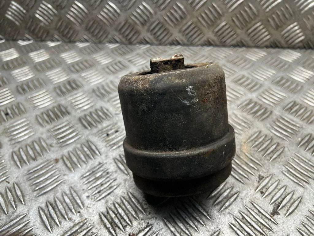 Dzinēja spilvens 7D0199132C