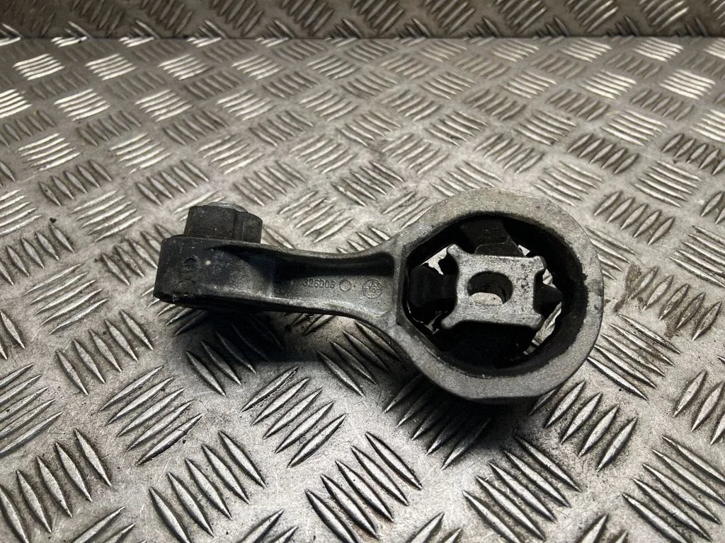 Mootoripadi – Opel Vivaro (2001-2014)