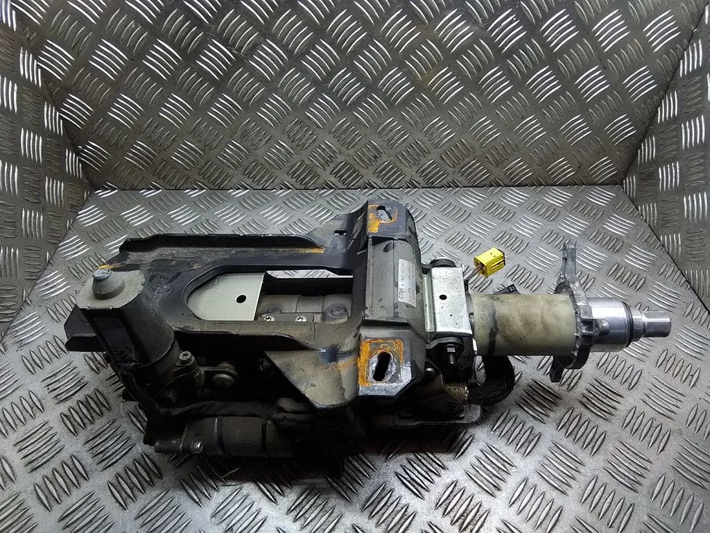 Steering wheel axle – BMW 7 Series E65 E66 (2001-2008)