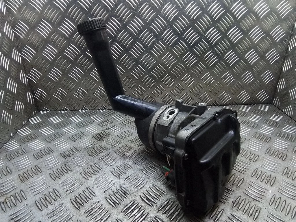Roolivõimendi pump – Saab 9-5 (2006-2010)