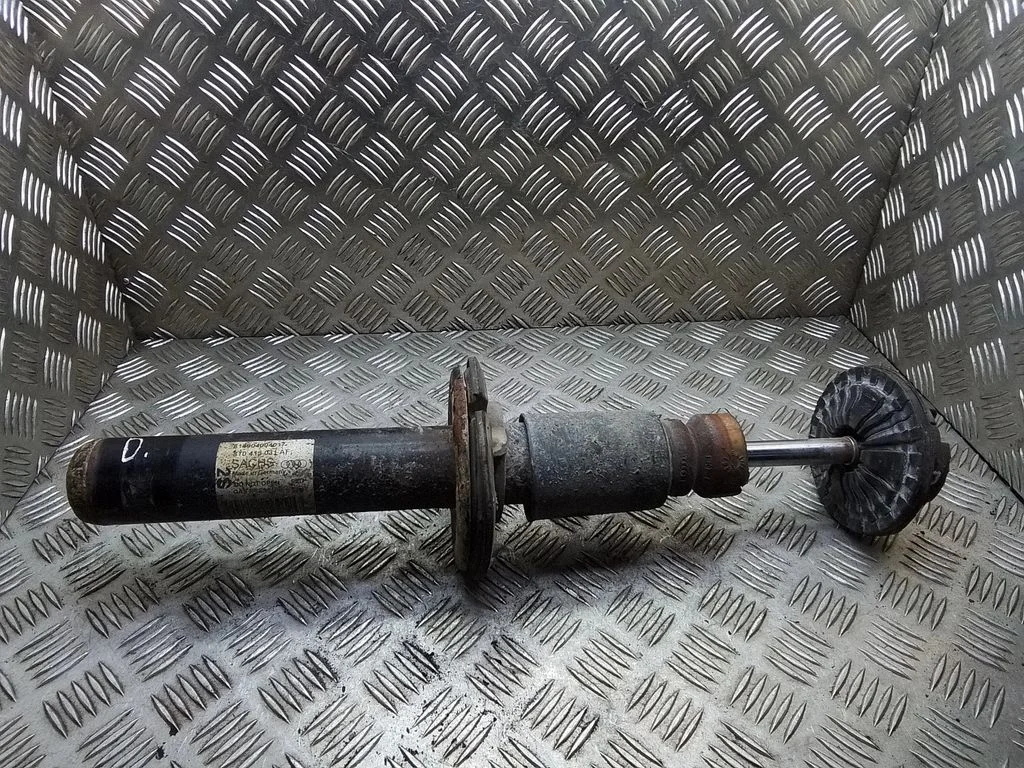 Front shock absorber/damper – Audi A4 Allroad B8 (2008-2016)