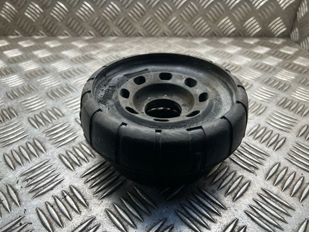 Priekšējais amortizatora balstgultnis – Opel Vivaro (2001-2014)