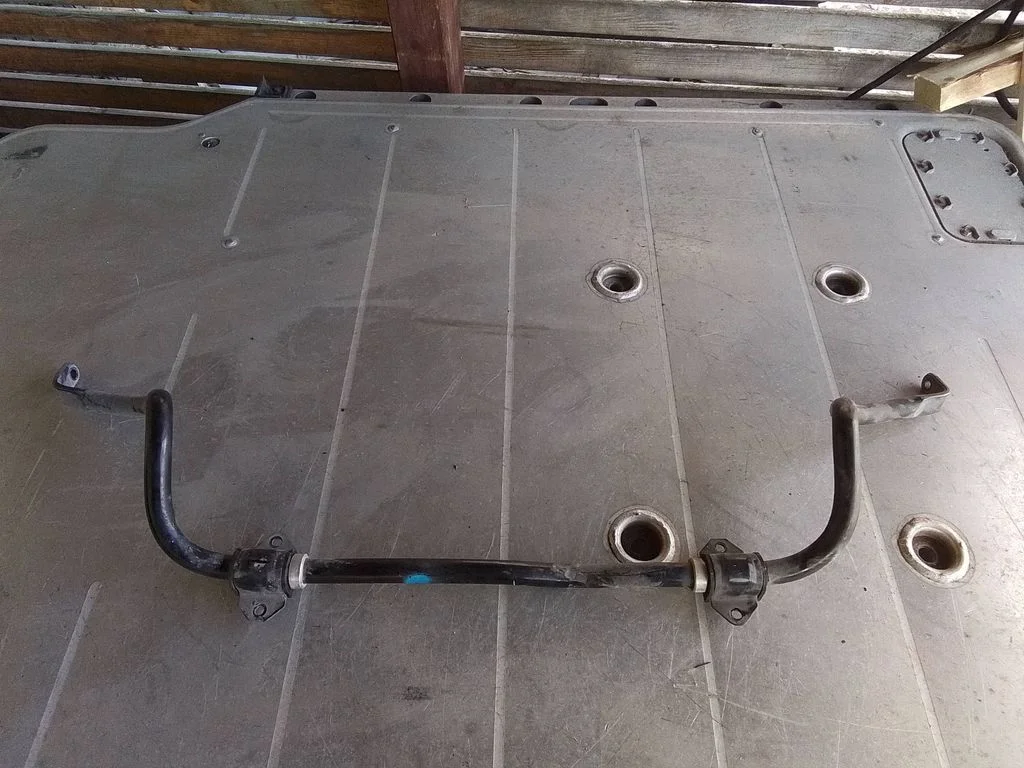 Front anti-roll bar/sway bar 54P00