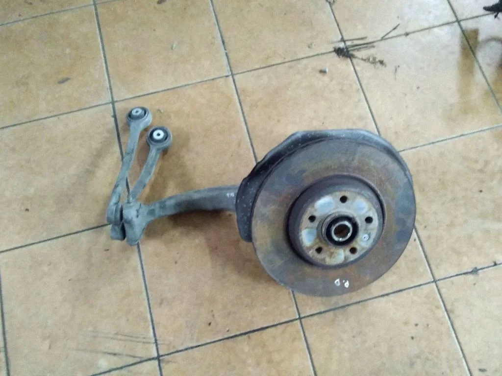 Front wheel hub spindle knuckle – Audi A5 8T 8F (2007-2016)