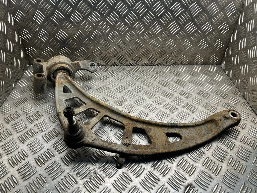 Eesmine alumine õõtshoob – Mini Cooper Countryman R60 (2011-2016)