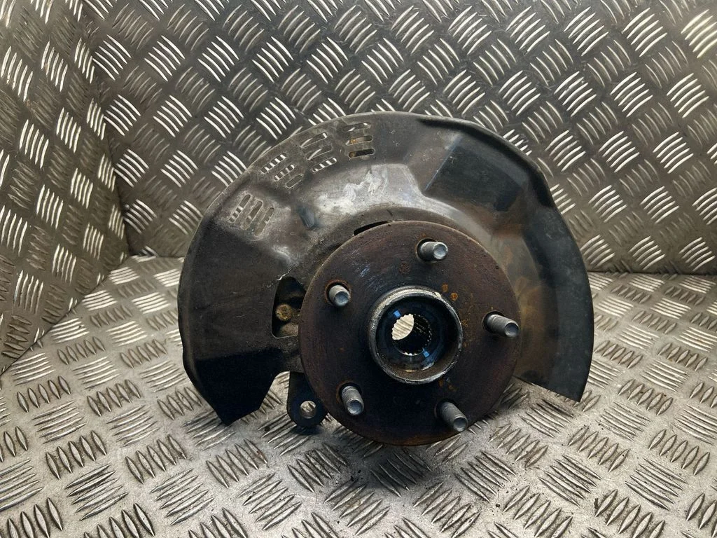 Priekšējā rumba – Toyota C-HR I (2016-2023)