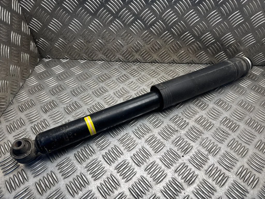Amortyzator tylny – Toyota Auris E180 (2012-2018)