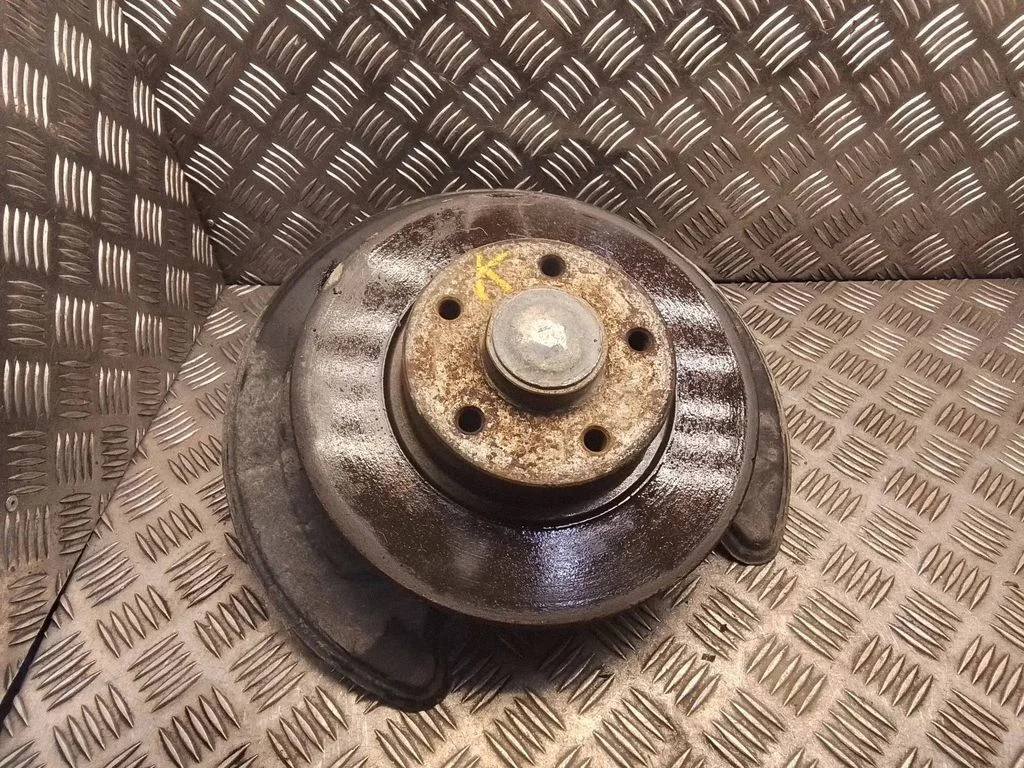 Rear wheel hub – Opel Vivaro (2014-2018)