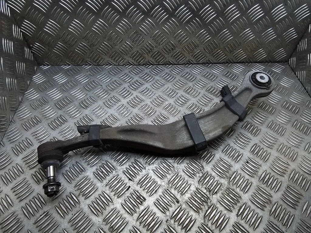 Rear control arm – BMW 5 Series F10 F11 (2009-2016)