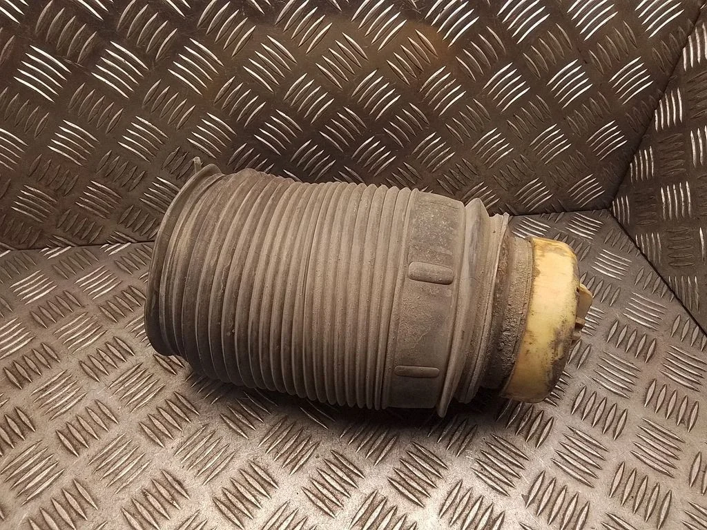 Rear air suspension bag/shock absorber – Mercedes-Benz E-Class W212 (2009-2016)