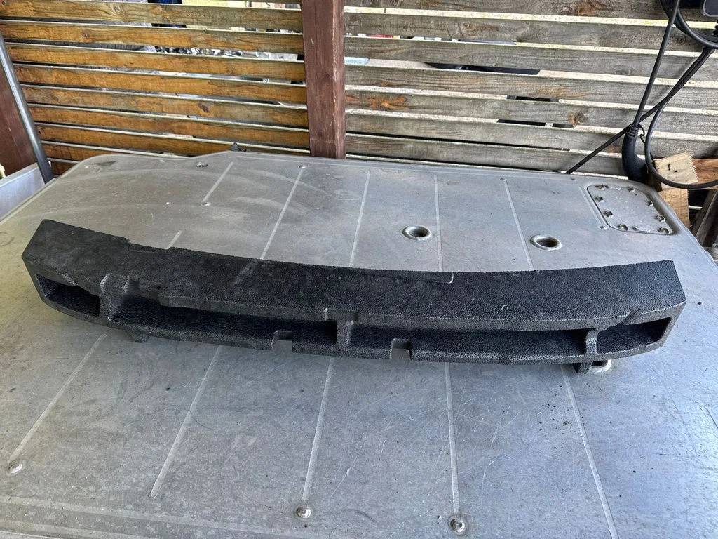 Absorber piankowy zderzaka przedniego – Nissan Qashqai (2014-2016)