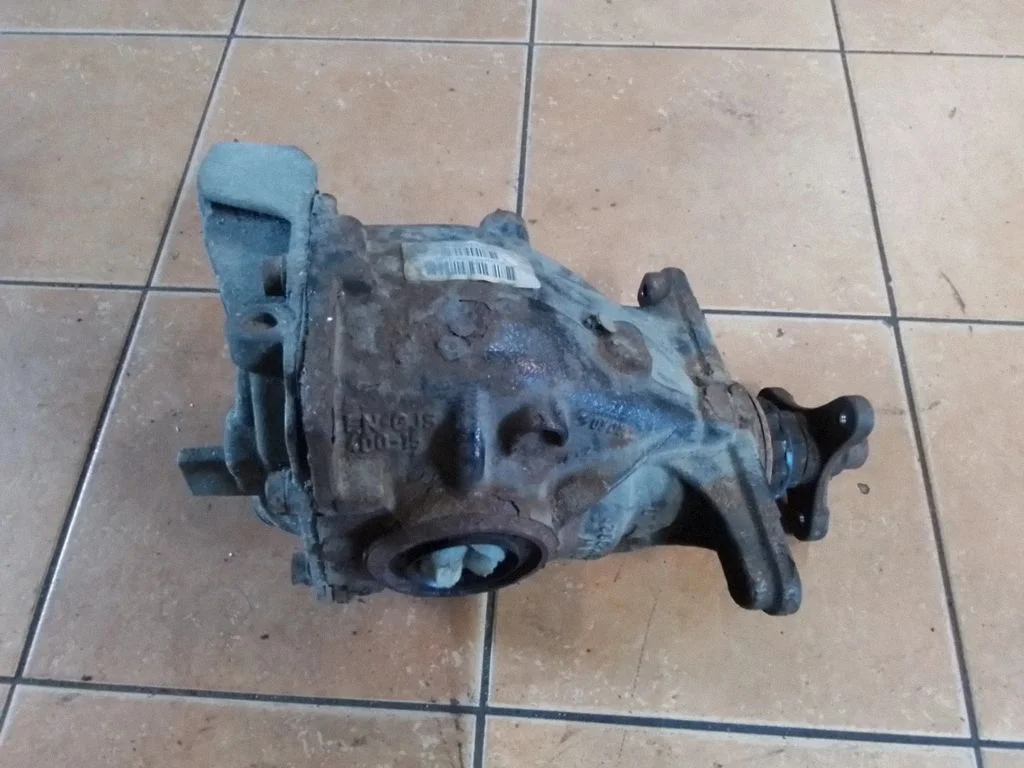 Tagumine reduktor (diferentsiaal) – BMW 1-seeria F20 F21 (2011-2019)