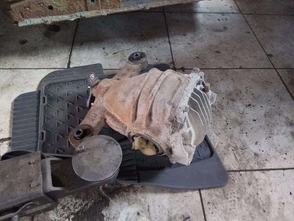 Rear differential – Lexus IS 220D-250-350 (2006-2013)