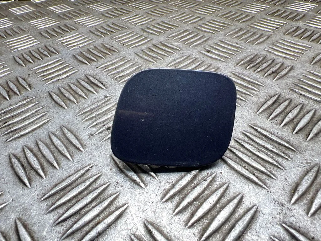 Front tow hook cap/cover – Toyota Prius (XW30) (2009-2015)