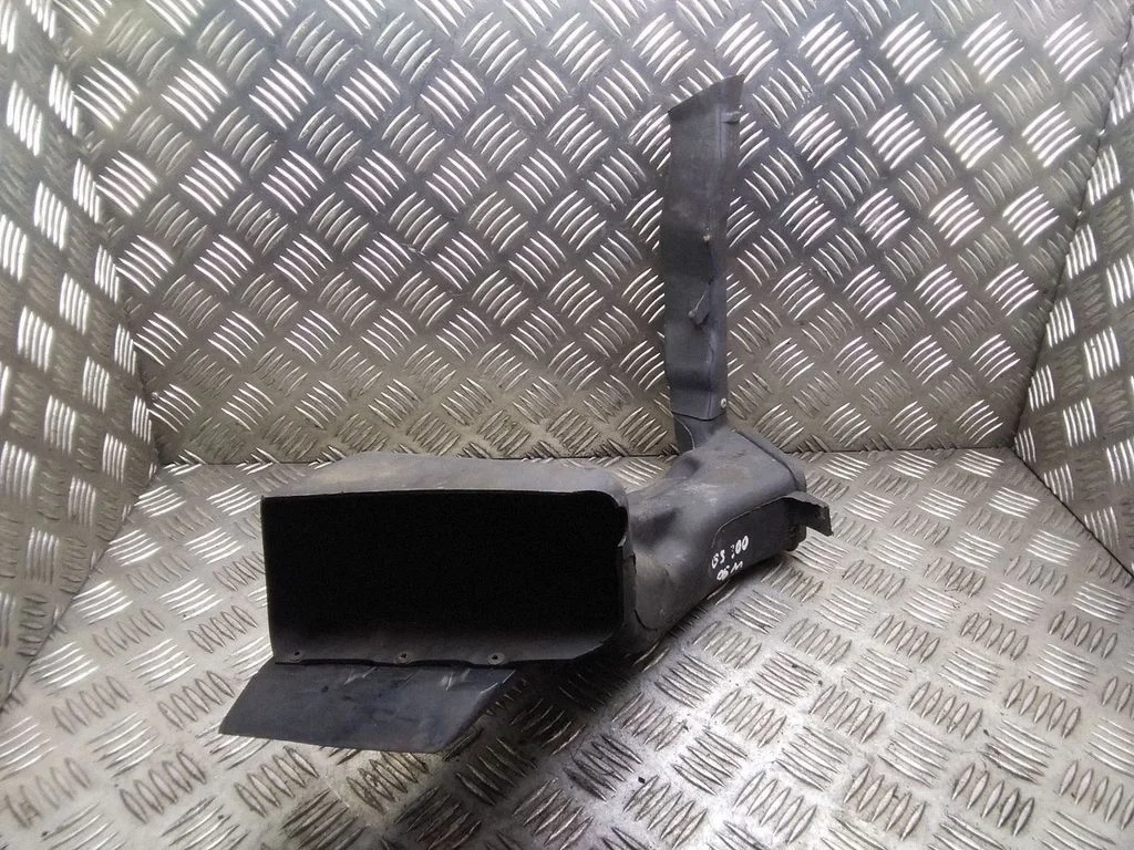 Brake cooling air channel/duct – Lexus GS 300 350 430 450H (2005-2012)