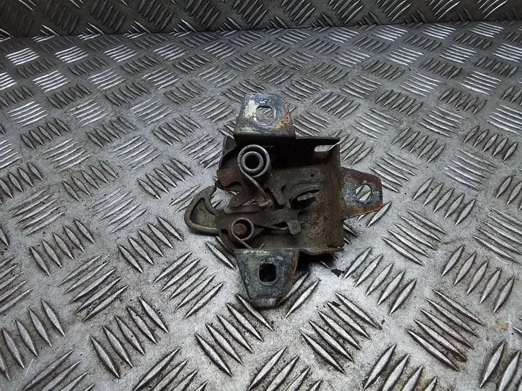 Engine bonnet/hood lock/catch – Fiat Ducato (2007-2014)