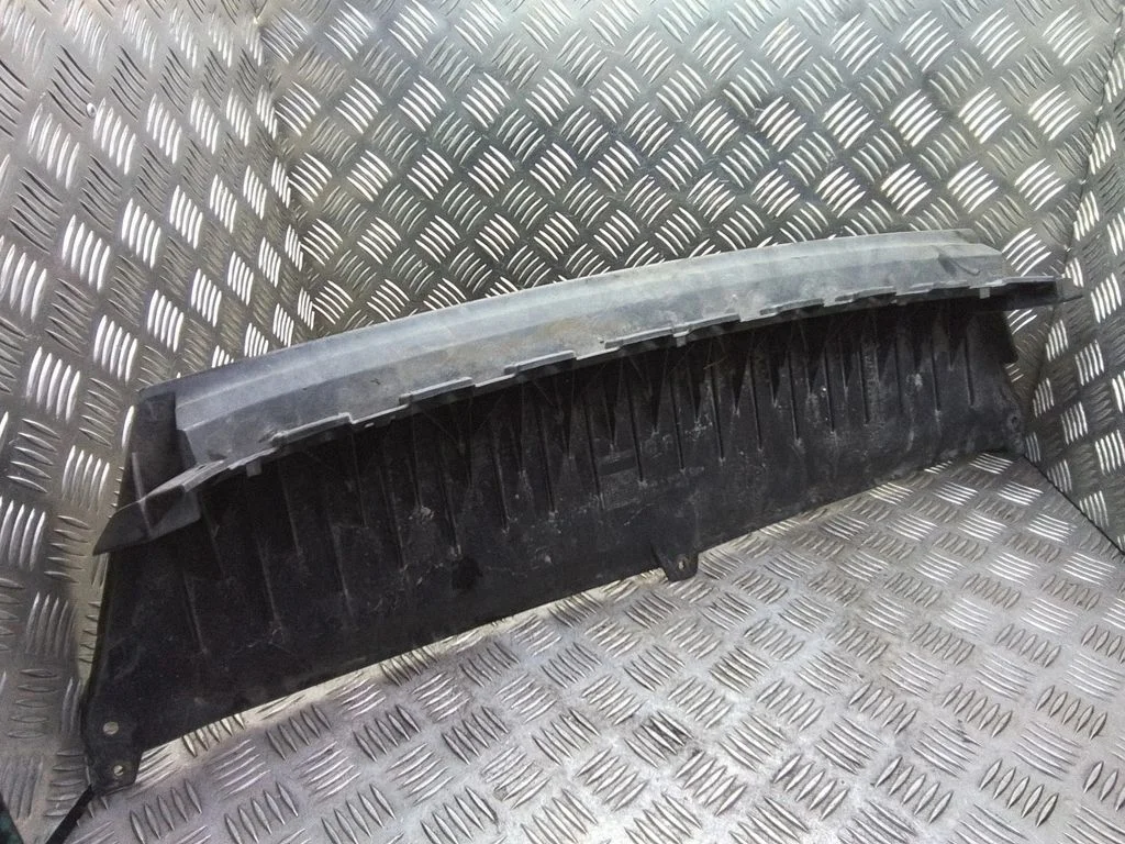 Bampera dibena aizsargs – Volkswagen Passat CC (2008-2016)