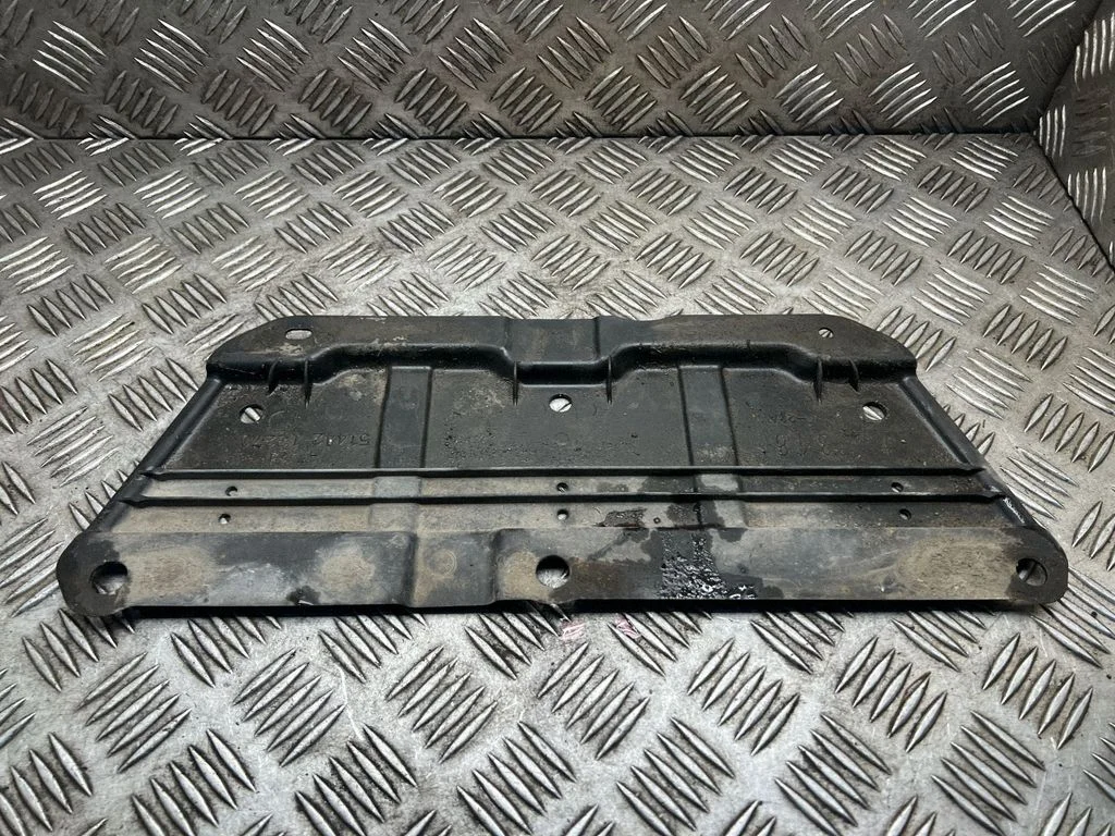 Engine splash shield/under tray 5144212270