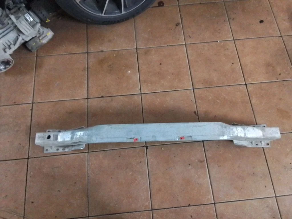 Tagumise kaitseraua põikitala – Opel Astra H (2004-2012)