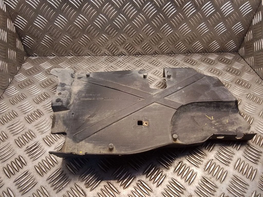 Motora dibena aizsargs – Opel Vivaro (2001-2014)