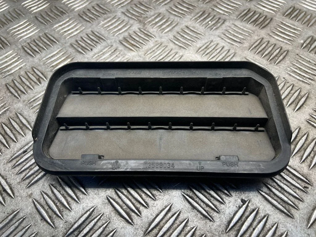 Ventilācijas režģis 13588034
