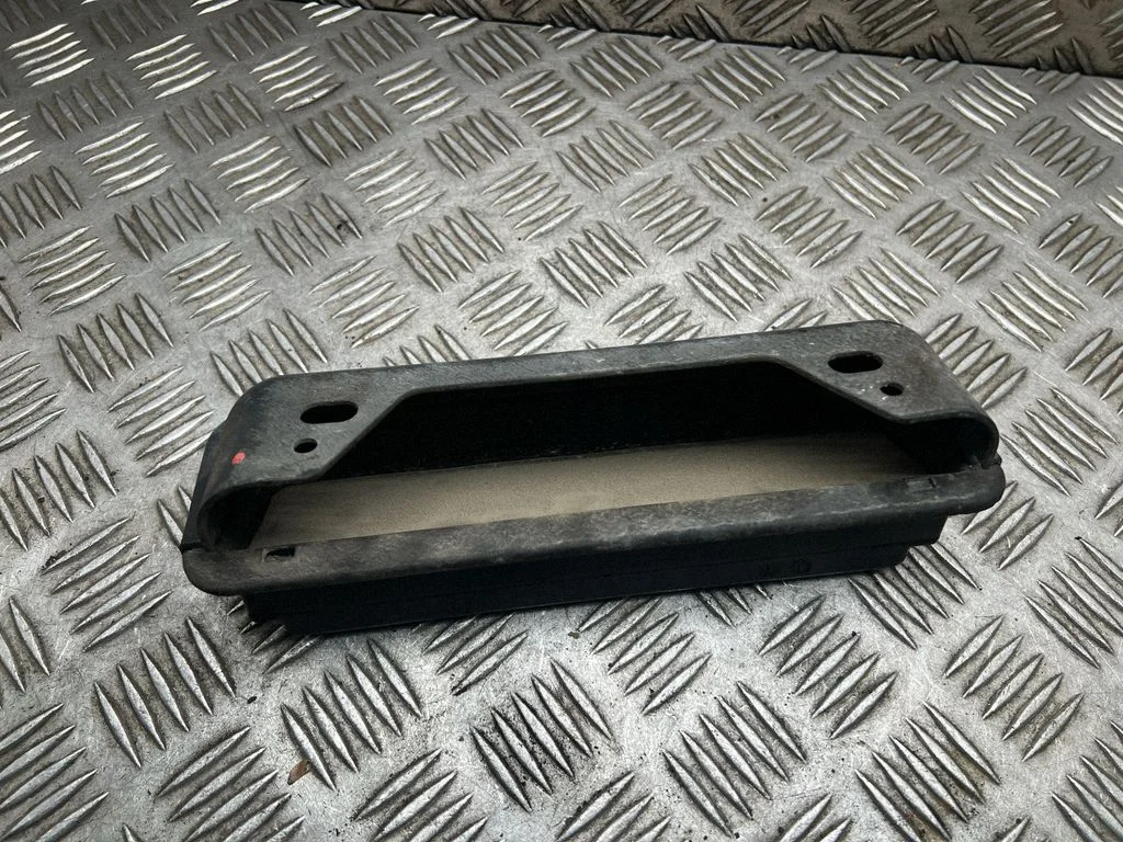 Ventilācijas režģis 9242798